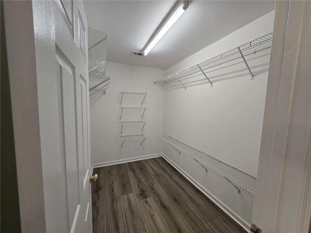 10845 Glenbarr Drive, Duluth, GA 30097