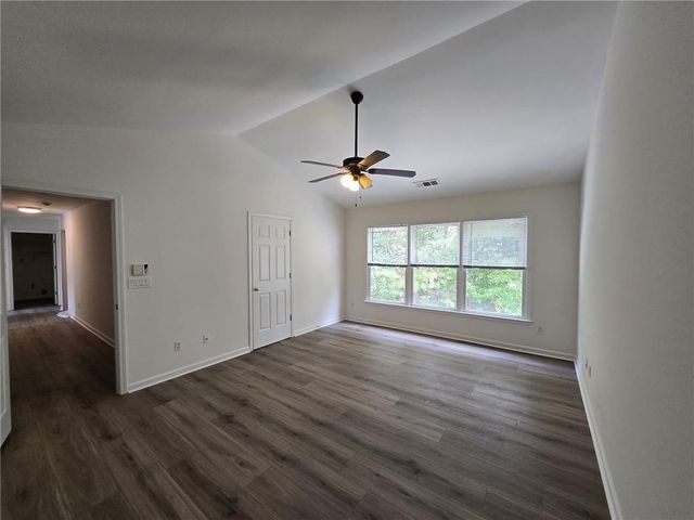 10845 Glenbarr Drive, Duluth, GA 30097