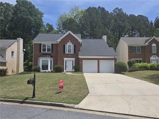 10845 Glenbarr Drive, Duluth, GA 30097