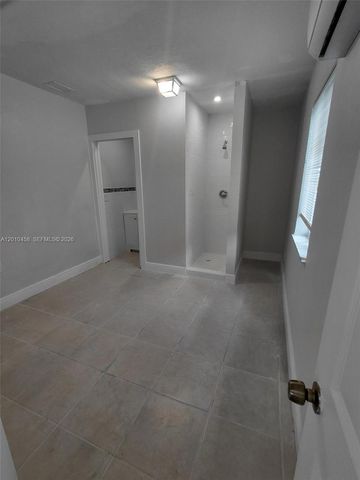7555 SW 28th St Rd, Miami, FL 33155