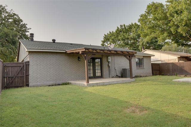 728 Wandering Way Drive, Allen, TX 75002
