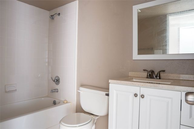 728 Wandering Way Drive, Allen, TX 75002