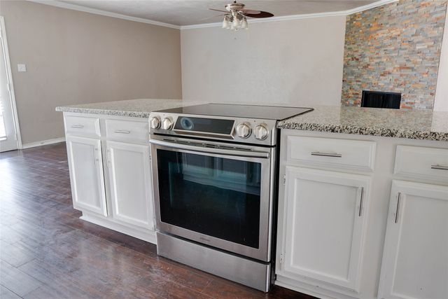 728 Wandering Way Drive, Allen, TX 75002