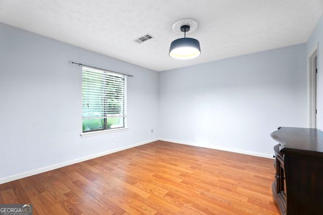 487 Warren Road SW, Lawrenceville, GA 30044