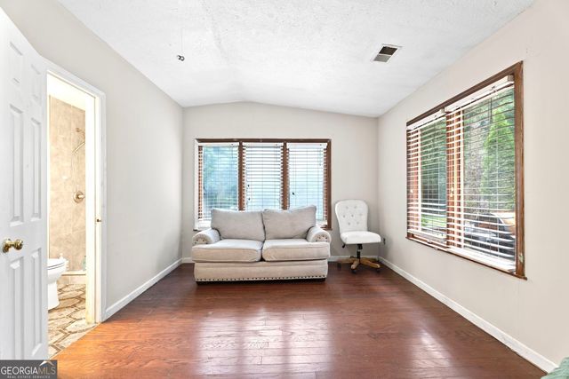 487 Warren Road SW, Lawrenceville, GA 30044
