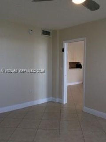 3000 Marcos Dr P312, Aventura, FL 33160