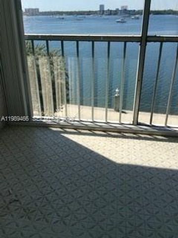 3000 Marcos Dr P312, Aventura, FL 33160