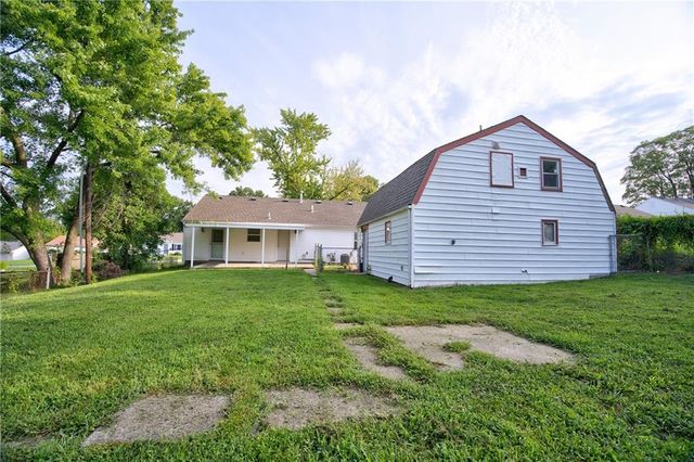 2401 NE 58th Terrace, Kansas City, MO 64118