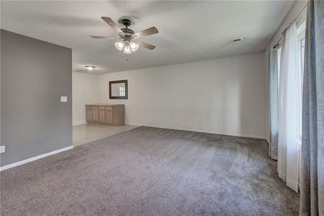 2401 NE 58th Terrace, Kansas City, MO 64118
