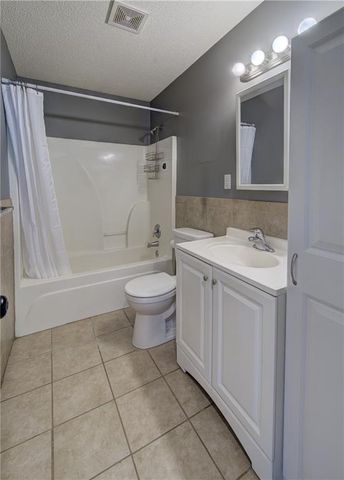 2401 NE 58th Terrace, Kansas City, MO 64118