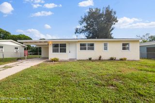2054 Maid Marian Lane, Melbourne, FL 32935