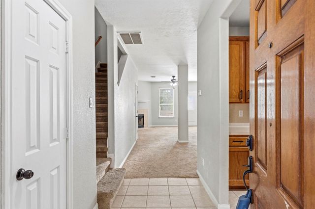 2822 Whitman Drive, Montgomery, TX 77356