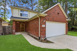 2822 Whitman Drive, Montgomery, TX 77356