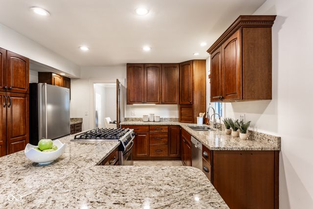 5350 N Kenwood Avenue, Indianapolis, IN 46208