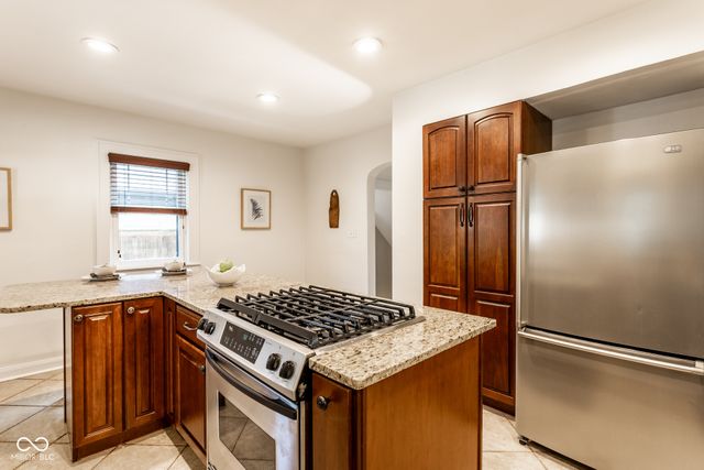 5350 N Kenwood Avenue, Indianapolis, IN 46208