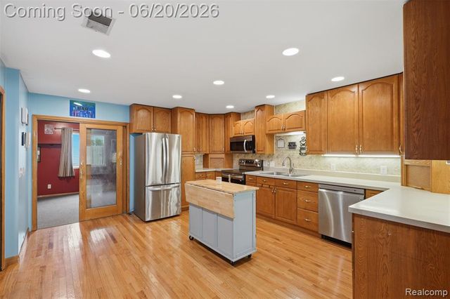 3604 Minton Road, Lake Orion, MI 48359