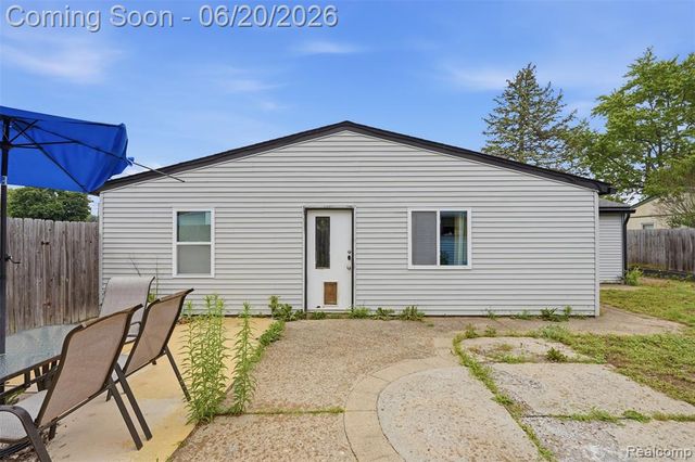 3604 Minton Road, Lake Orion, MI 48359
