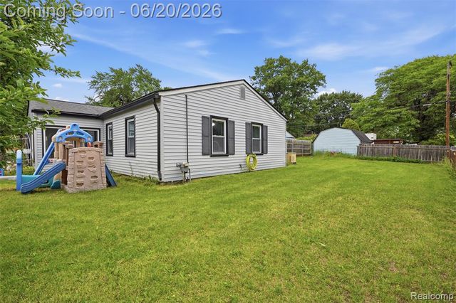 3604 Minton Road, Lake Orion, MI 48359