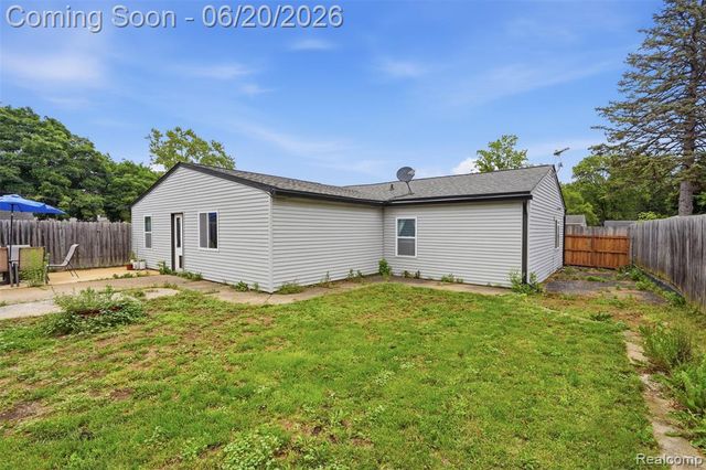 3604 Minton Road, Lake Orion, MI 48359