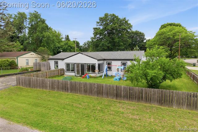 3604 Minton Road, Lake Orion, MI 48359