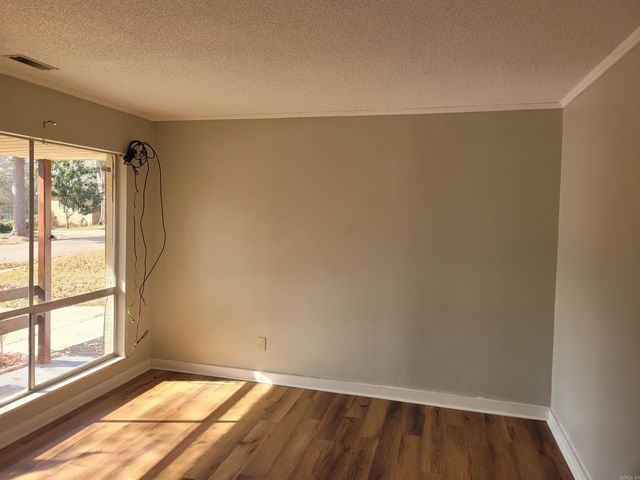402 Robin Road, El Dorado, AR 71730