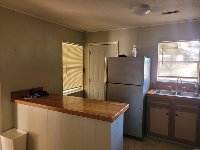 402 Robin Road, El Dorado, AR 71730