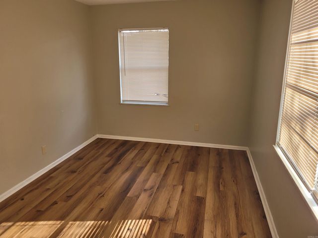 402 Robin Road, El Dorado, AR 71730