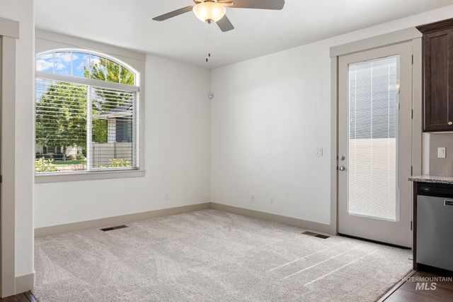6211 E Path Dr, Nampa, ID 83687