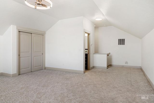 6211 E Path Dr, Nampa, ID 83687