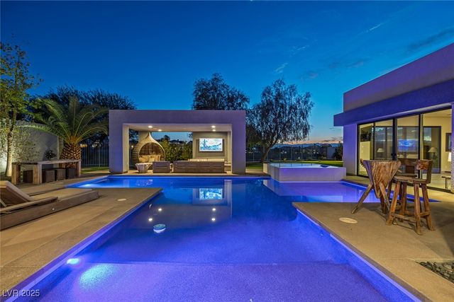 1337 Villa Barolo Avenue, Henderson, NV 89052