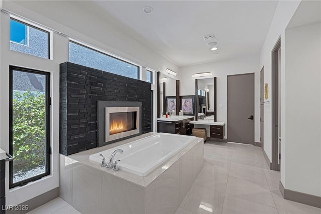 1337 Villa Barolo Avenue, Henderson, NV 89052