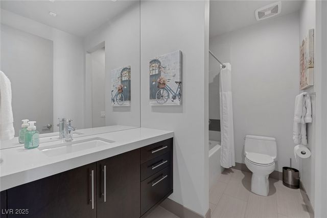 1337 Villa Barolo Avenue, Henderson, NV 89052