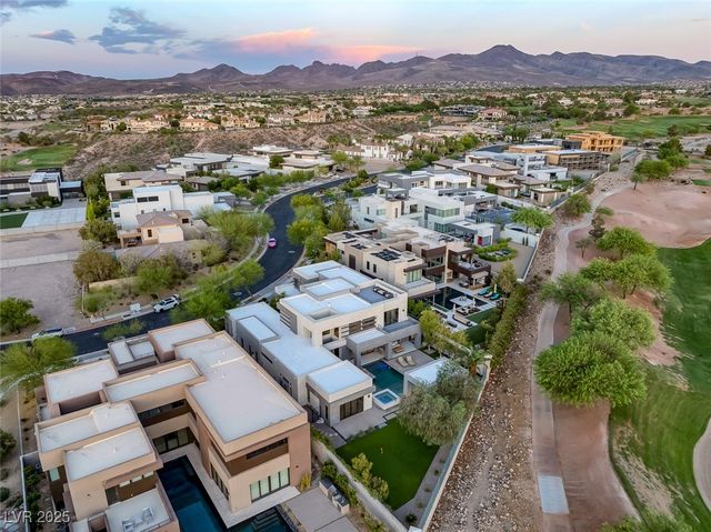 1337 Villa Barolo Avenue, Henderson, NV 89052