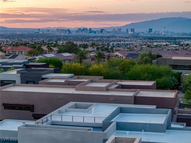 1337 Villa Barolo Avenue, Henderson, NV 89052