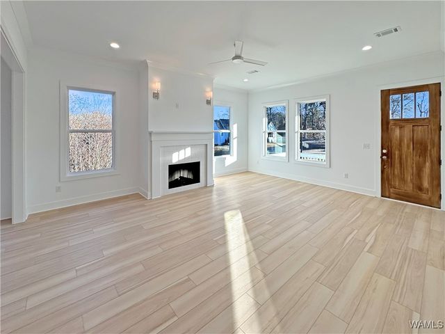 1620 Stillwater, Tuscaloosa, AL 35406