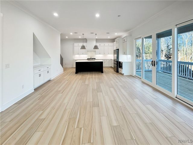 1620 Stillwater, Tuscaloosa, AL 35406