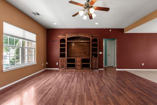 501 Spicewood Trail, Centerton, AR 72719
