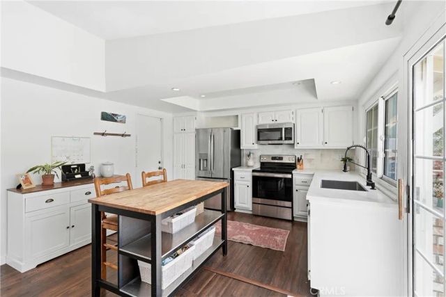 15452 Orleans Circle, Irvine, CA 92604