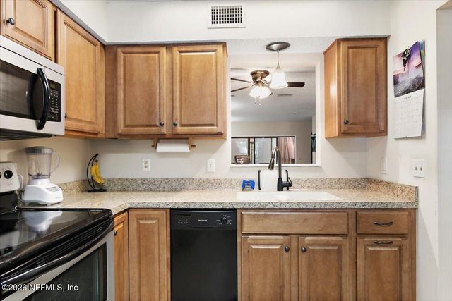 3216 OAK Street 7, Jacksonville, FL 32205