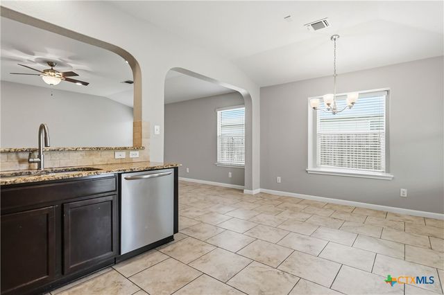 2285 Falcon Way, New Braunfels, TX 78130