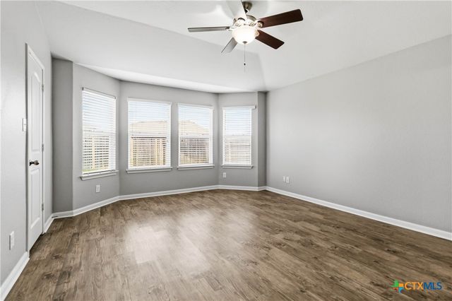 2285 Falcon Way, New Braunfels, TX 78130