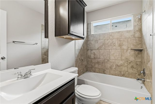 2285 Falcon Way, New Braunfels, TX 78130