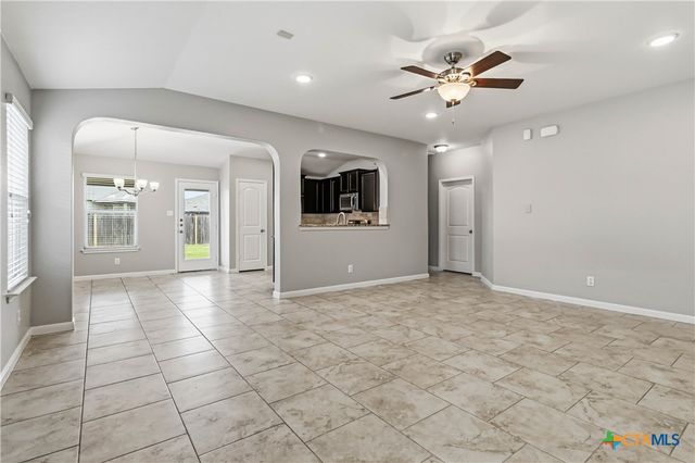 2285 Falcon Way, New Braunfels, TX 78130