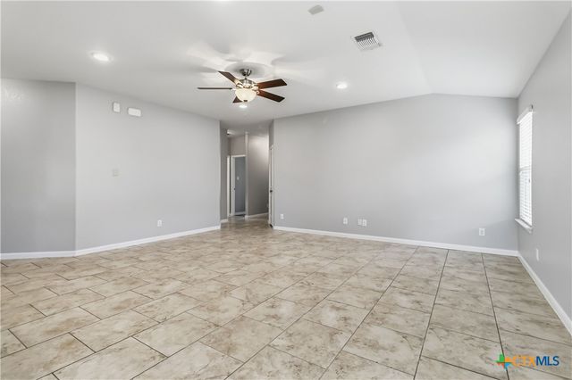 2285 Falcon Way, New Braunfels, TX 78130