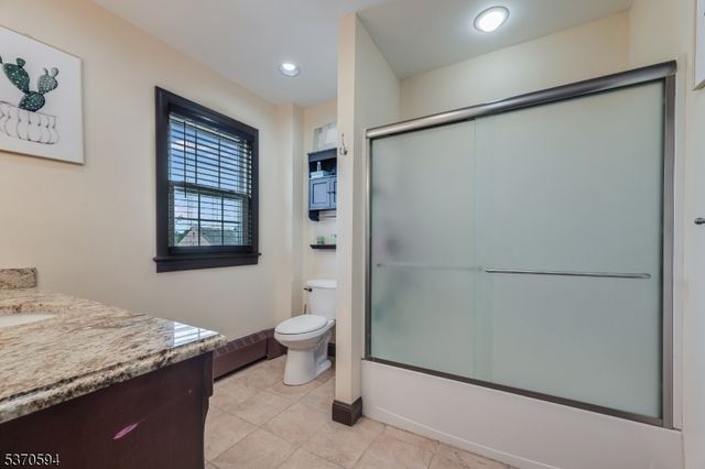 1016 Byron Ave, Elizabeth City, NJ 07208