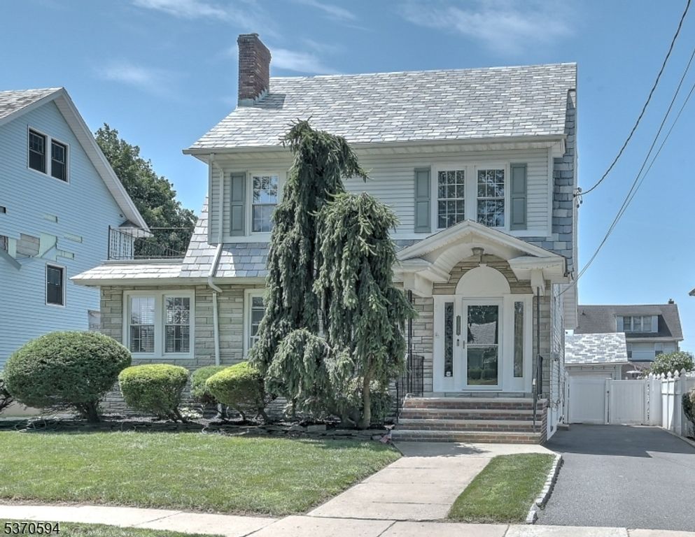 1016 Byron Ave, Elizabeth City, NJ 07208
