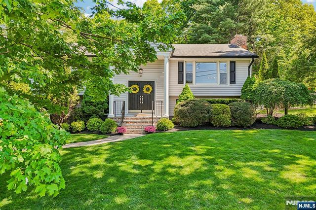 79 Sheffield Street, Oakland, NJ 07436