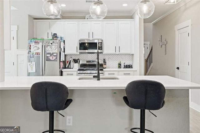 241 Bethany Manor Court, Ball Ground, GA 30107