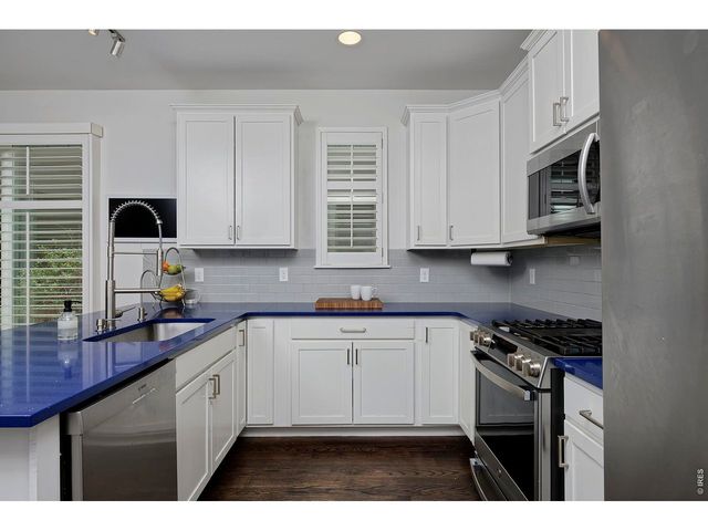556 Straight Creek Way, Lafayette, CO 80026