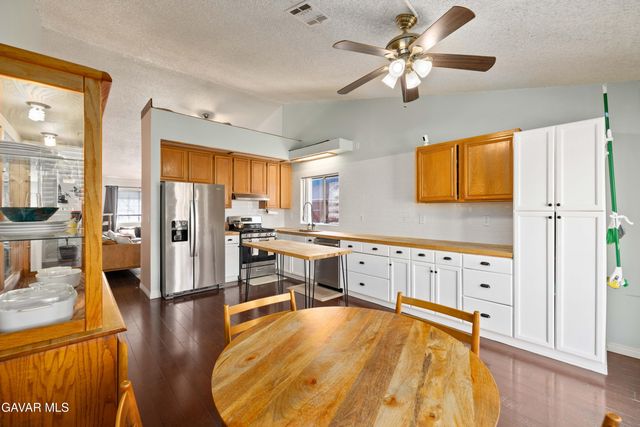 3125 Edwards Avenue, Rosamond, CA 93560